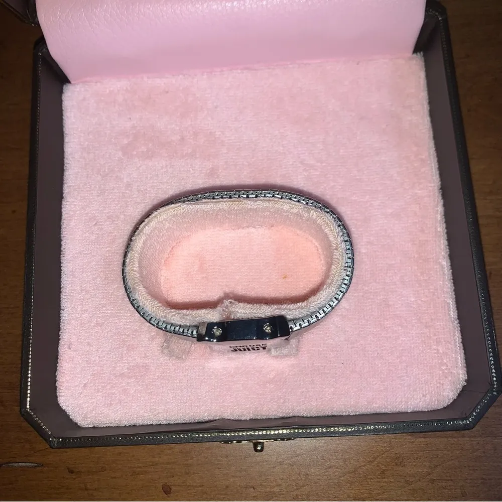 Retro Juicy Couture Pam & Gela Stretch Silver Bracelet Badge Themed - Image 4