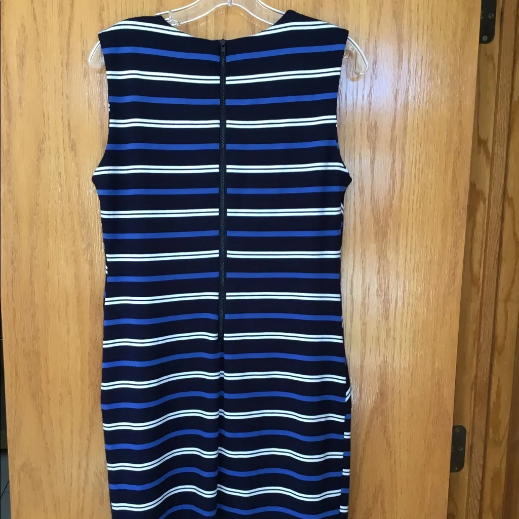 New dress - great for work - Image 4