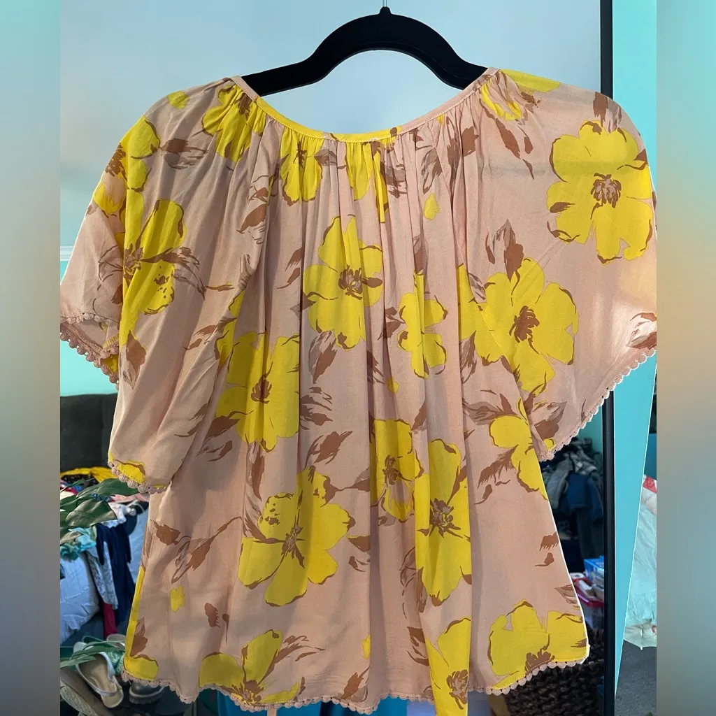 LUSH Floral Print V Neck Tie Blouse Yellow Pink Short Sleeve Casual Top S Cotton - Image 3
