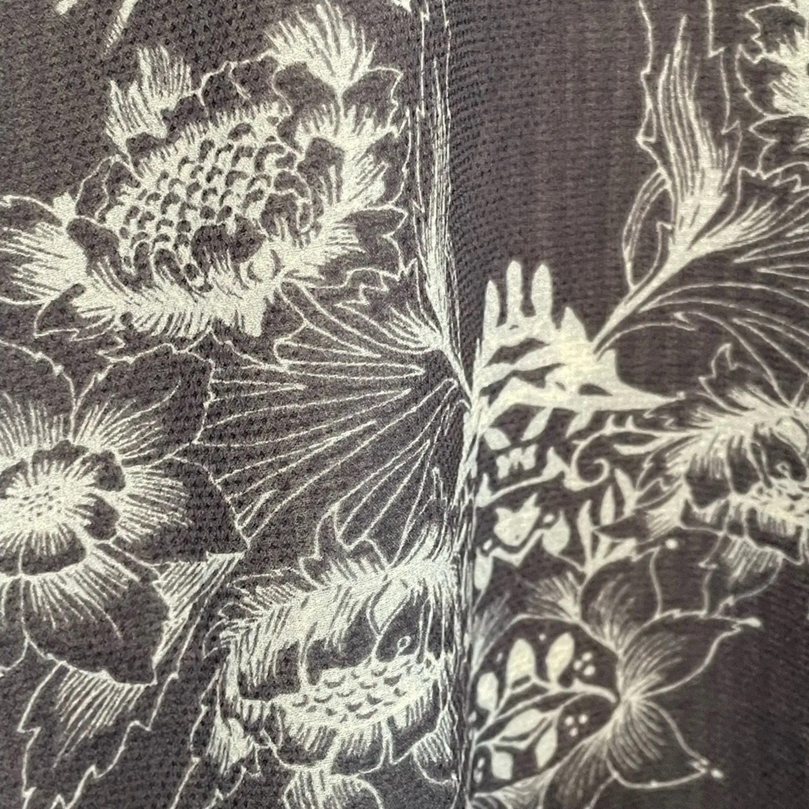 Free People Party in the Back Button Blouse Shirt size Small - Image 7