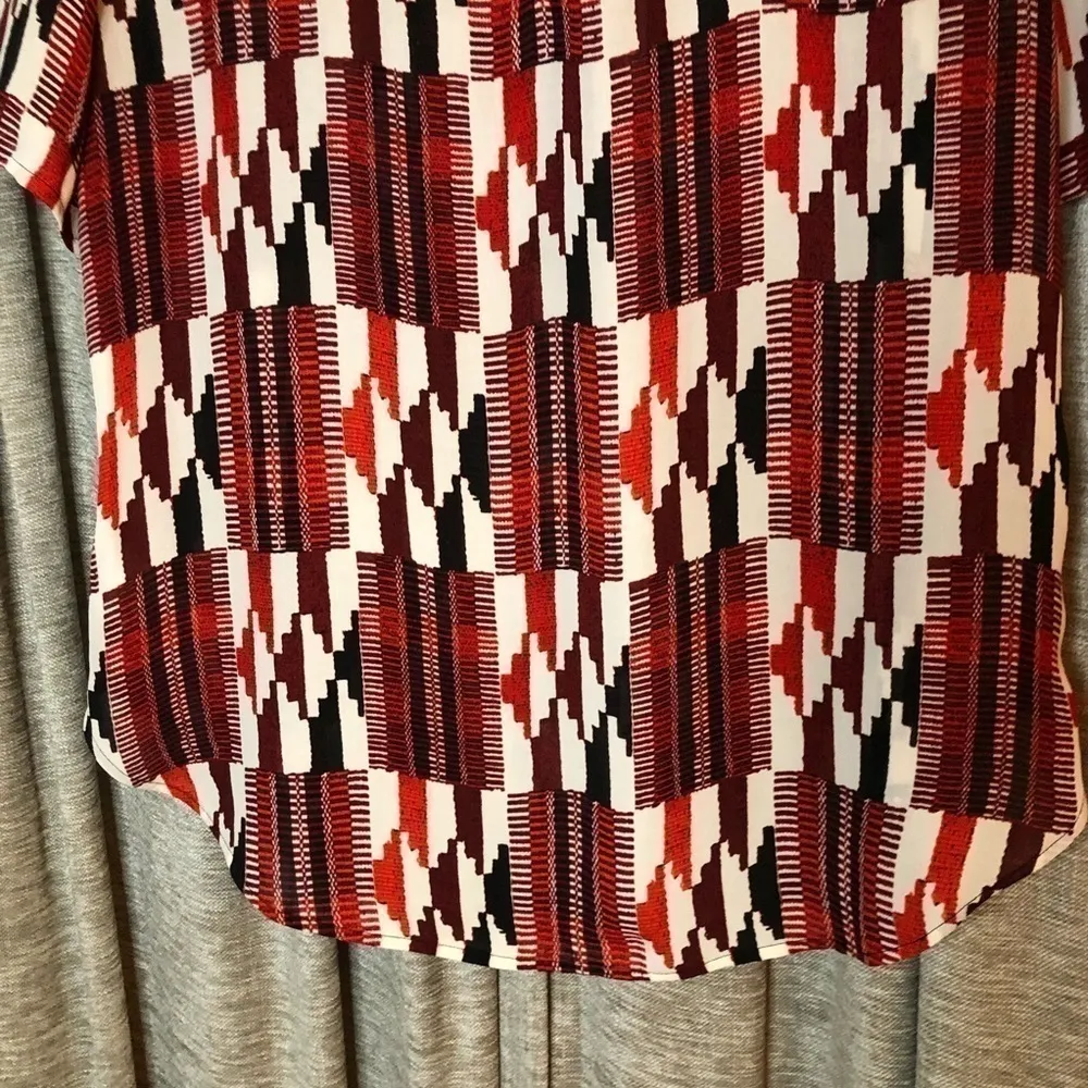Michael Michael Kors Red & Cream Southwestern Print Sheer Short Sleeve Top Small - Image 13