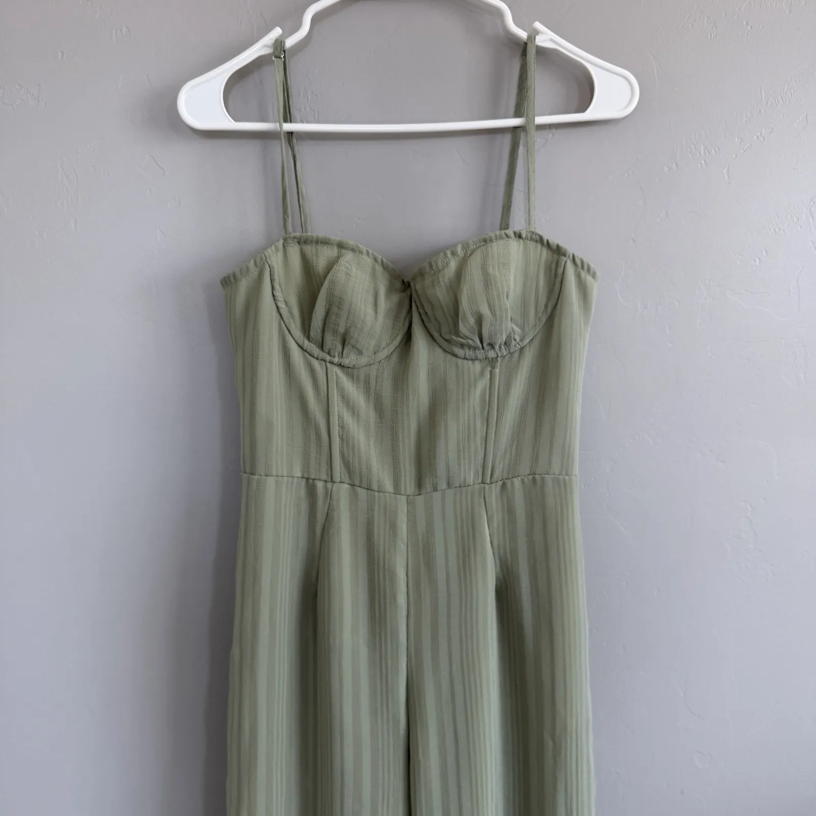 Prettylittlething PLT Sage Green Jumpsuit Pinstripe Spaghetti Strap Sz US 6 UK10 - Image 3
