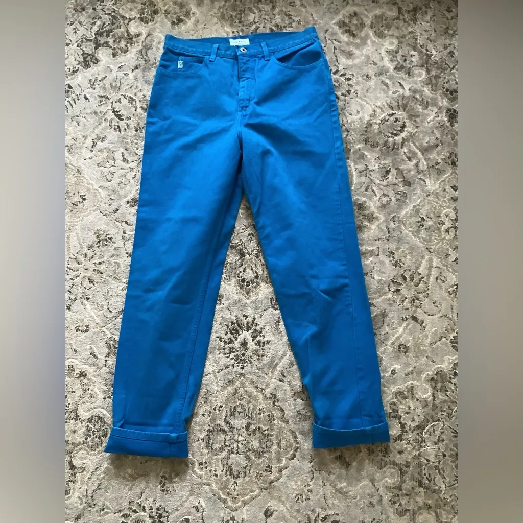 Modern relaxed fit GUESS jeans 💙💙 - Image 3