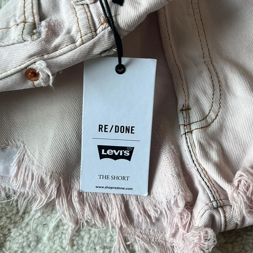 NWT REDONE x Levis pink denim shorts - Image 5