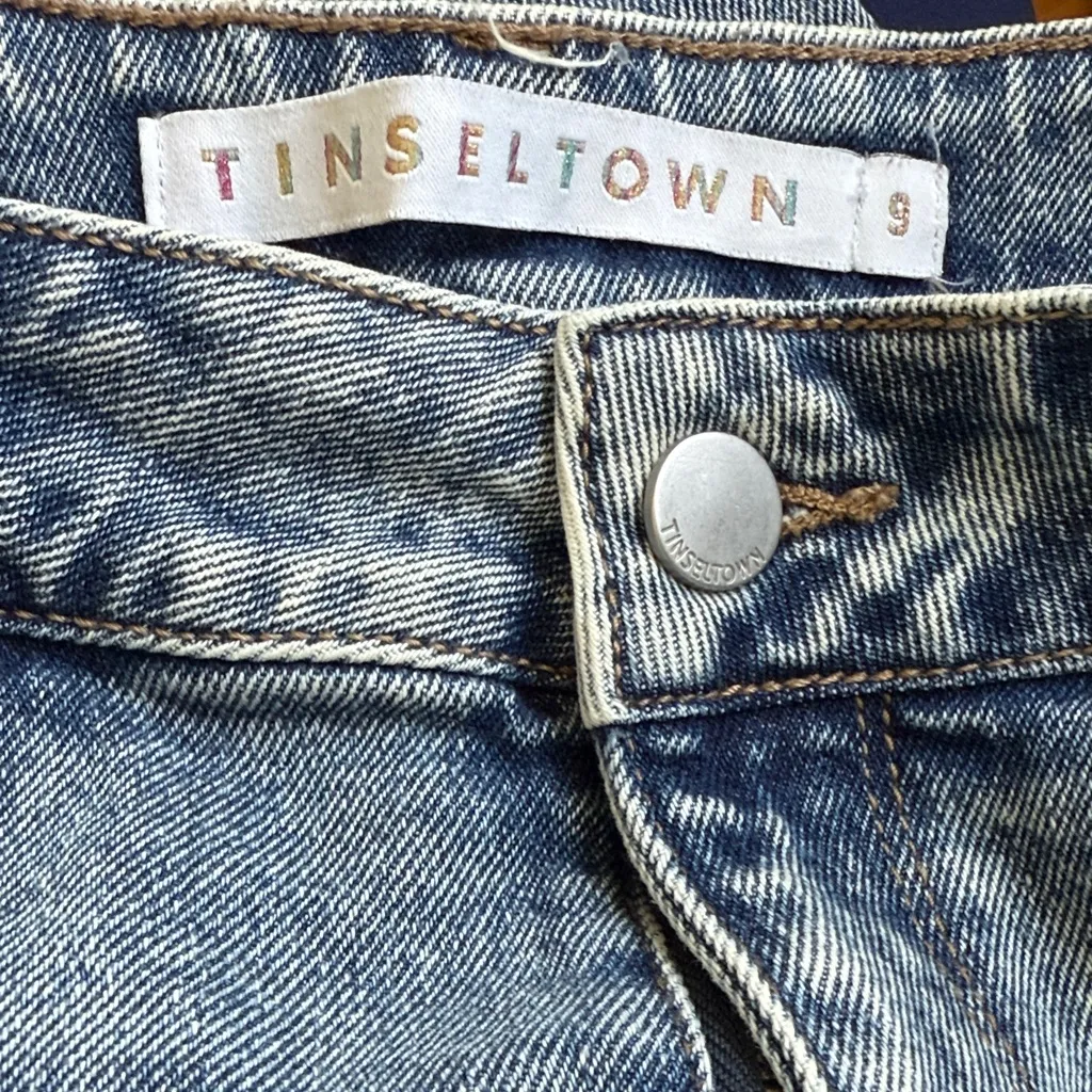 TINSELTOWN Womens Size 9 Blue Distressed Mom‎ Jeans High Rise Frayed Hem - Image 2