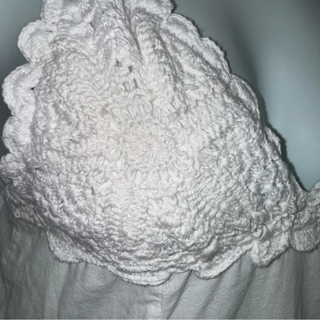 FREE PEOPLE White Maxi Dress Medium Long Aline Crochet Smocked Halter Top - Image 2