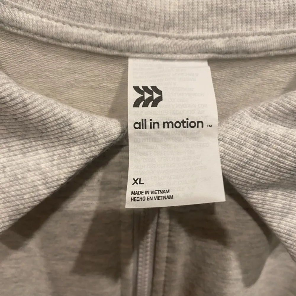 All In Motion 1/2 Zip Crop Gray Pullover Size XL - Image 2