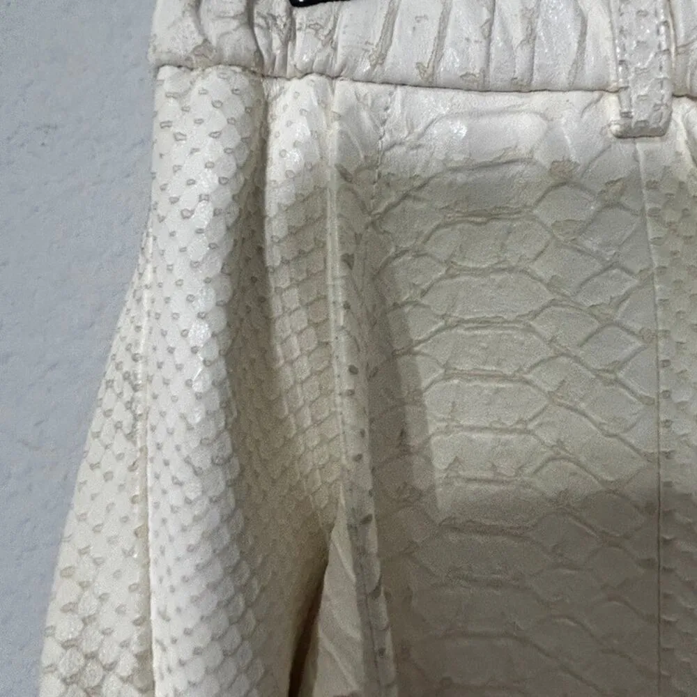 Yigal Azrouël 100% Lamb Leather Croc Embossed Pants Luxury Winter White Size 4 - Image 13