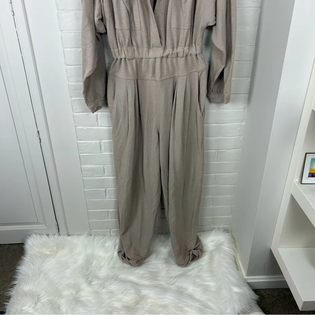 Free People Beach Faye Jumpsuit in Oyster Size M - Image 6