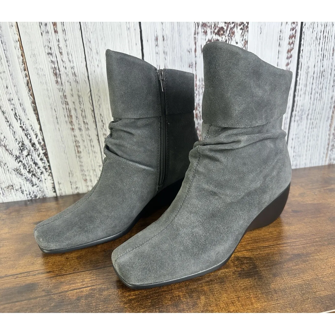 Women's Andrew Geller Mary Kate Gray Suede Wedge Boots, Size 7 M New - Image 5