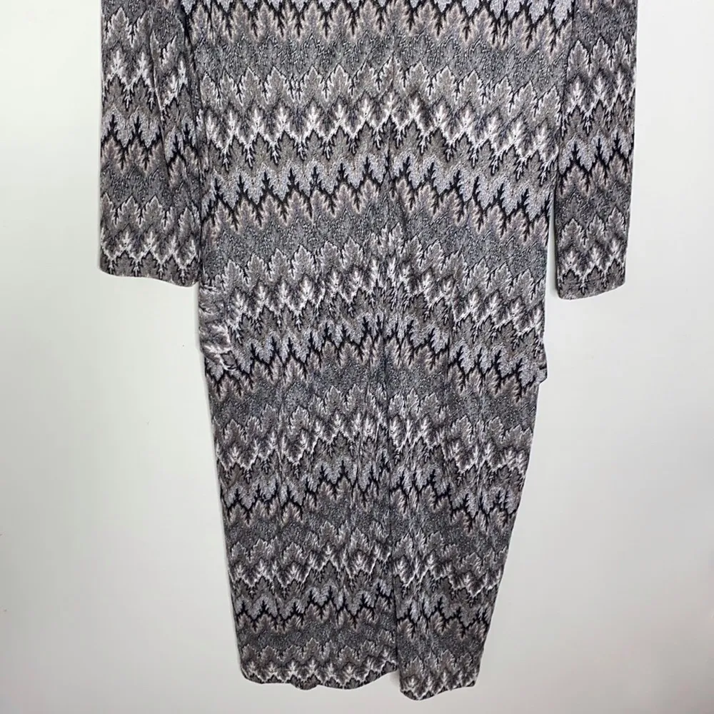 David Meister feathered chevron faux wrap evening dress size 12 - Image 6