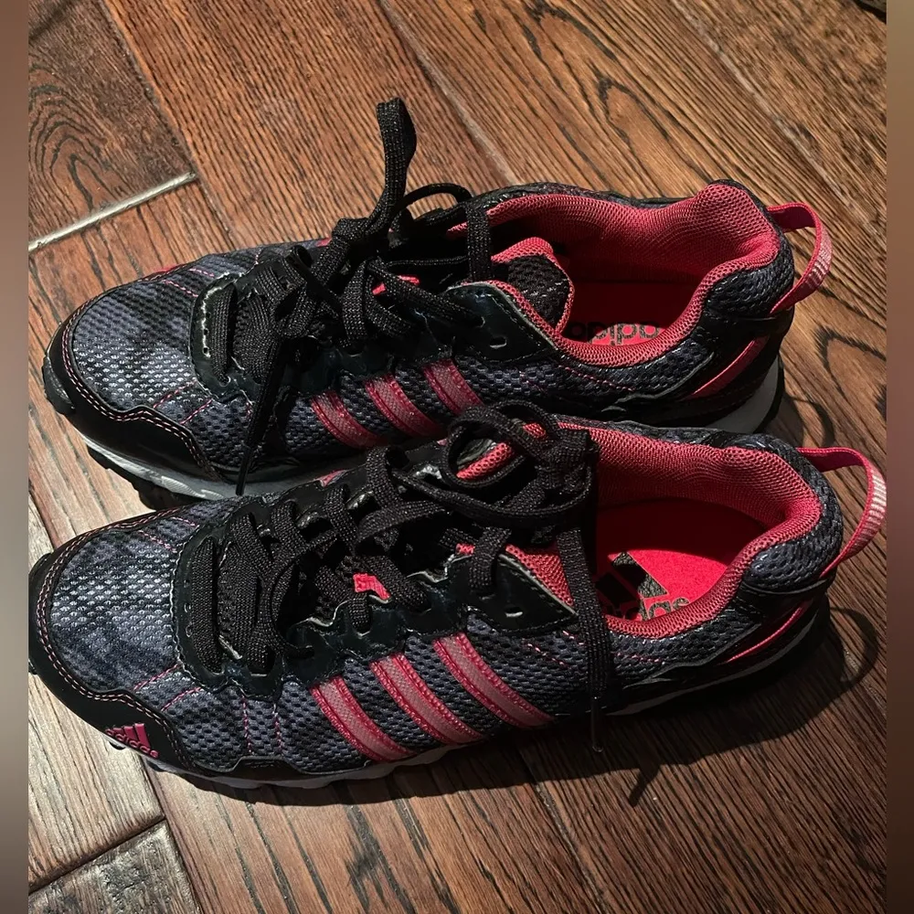 New With Box Addidas Women’s Thrasher 1.1 Running Shoes Lace Up in Size 7.5 - Image 4