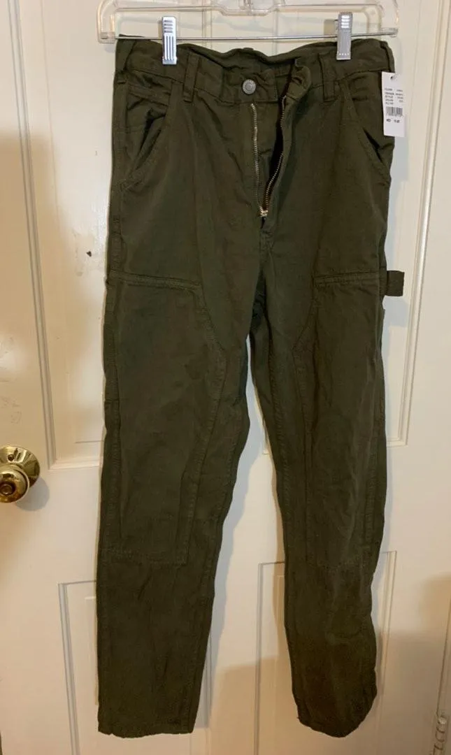 John Galt/ Brandy Melville Olive Cargo Pant NWT Green Size M - Image 2