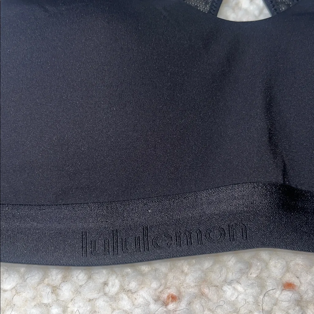 Lululemon Up for it Bra Padded Wireless Black 32A - Image 7