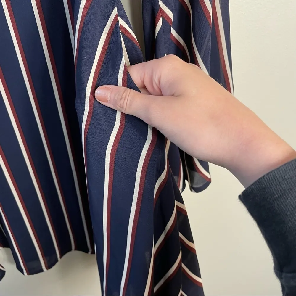 Sadie Robertson wild blue red and white midi dress w/ flare sleeves extra small Size XS - Image 4