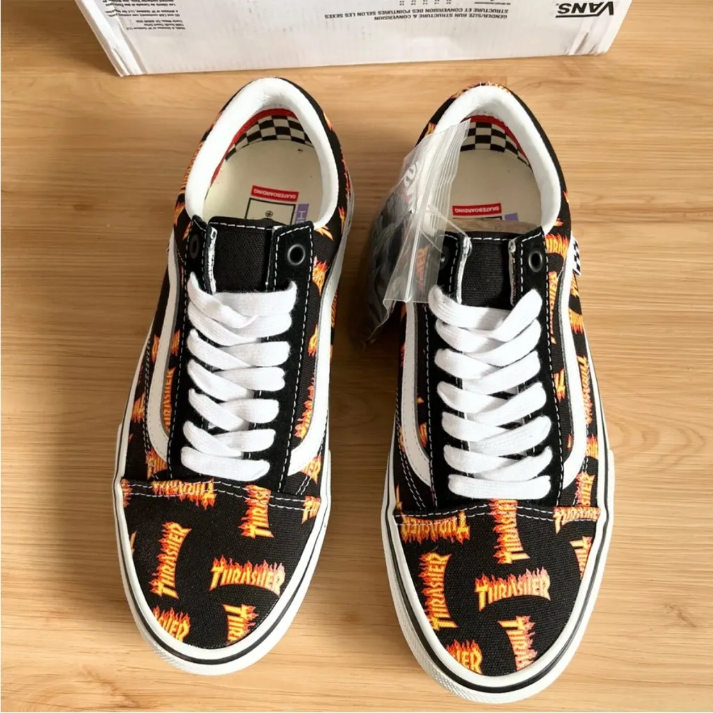 Vans Old Skool Thrasher All Over
Flame Logo Women 8.5 US Mens 7.0 US - Image 2