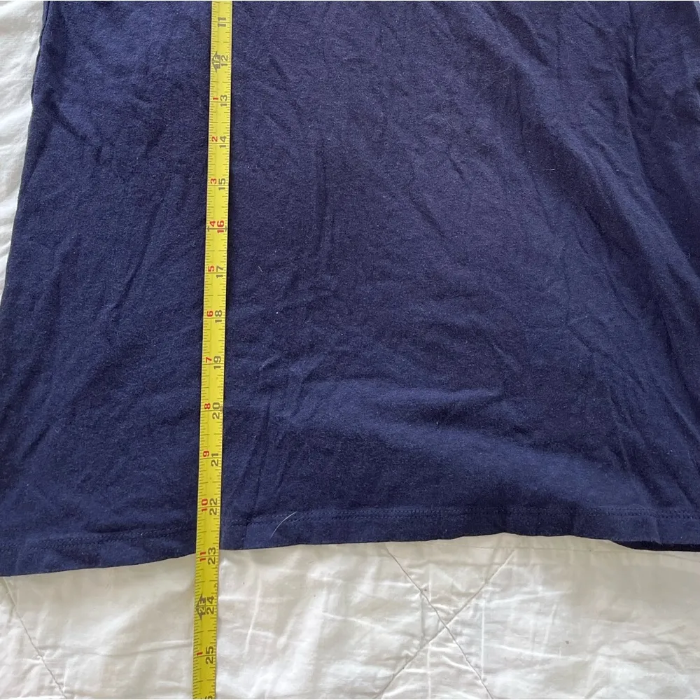 GAP: navy blue V neck T shirt - Image 2