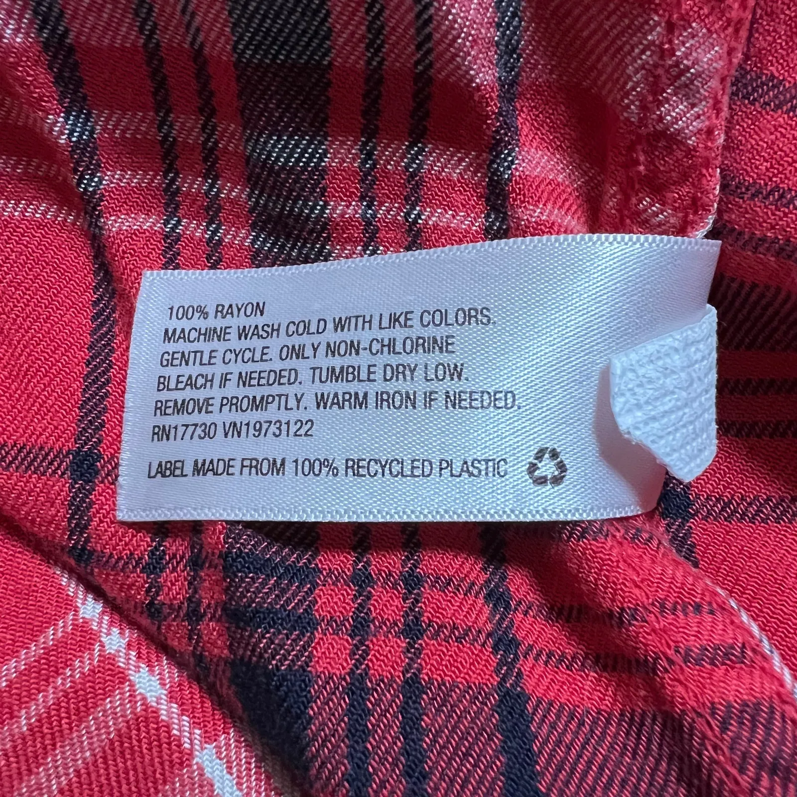 Universal Thread Women's Multicolor Plaid Collared Button Up Shirt Size XXL - Image 5