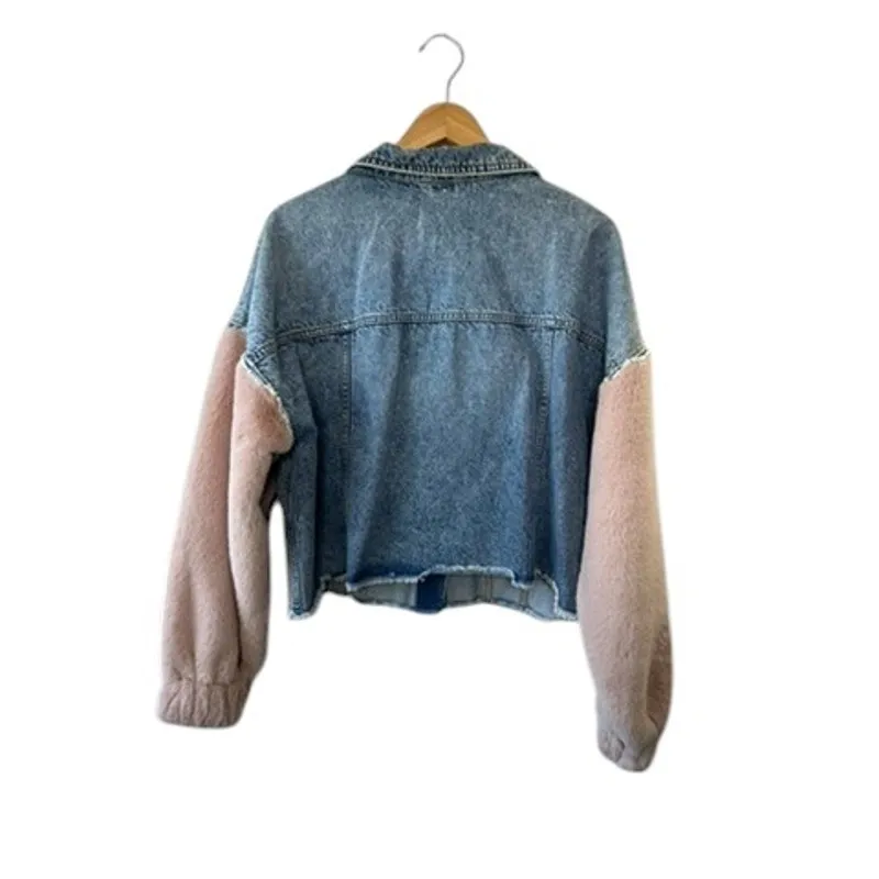 Garage Pink Faux Fur Sleeves Cropped Denim Jacket Women's Size Large - Image 4