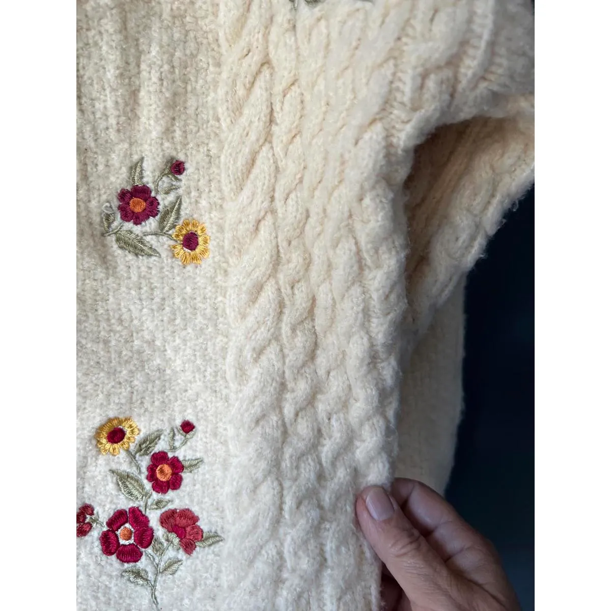 Forever 21 Women's Cream Cable Knit Button-Up Cardigan Sweater, Size Large - Image 8