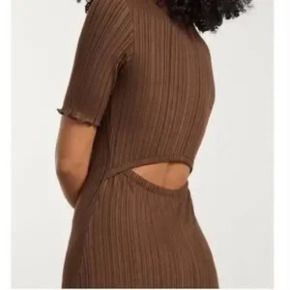 Everlane Copper Brown Midi Dress with Lettuce Trim and Cutout in Back - Image 3