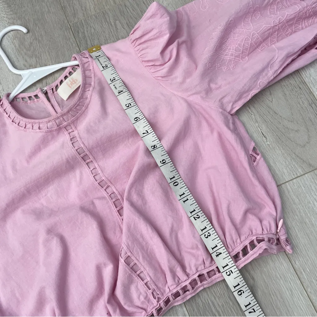 BTB Los Angeles Top eyelet lattice crop bell sleeves womens Pink (medium) boho - Image 5
