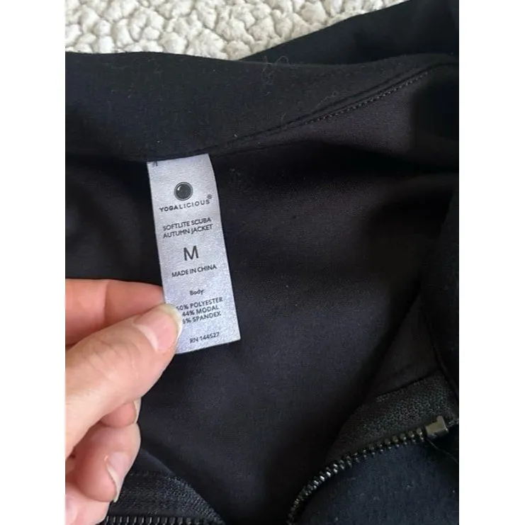 Yogalicious scuba black jacket - Image 3