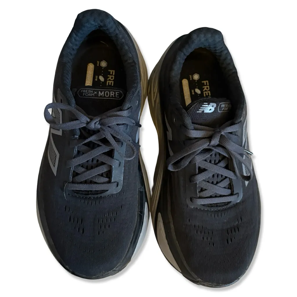 NEW BALANCE Women’s Fresh Foam X More v5 Running Shoes. Size 7.5 Wide. - Image 3