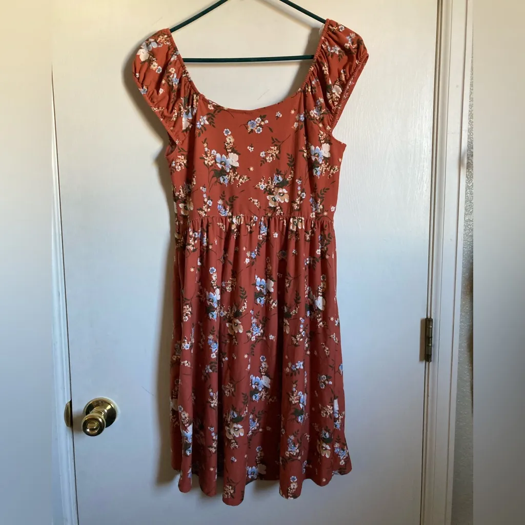 🌞No Boundaries Rusty Brown Floral Cap Sleeves High Low Midi Dress - Image 9