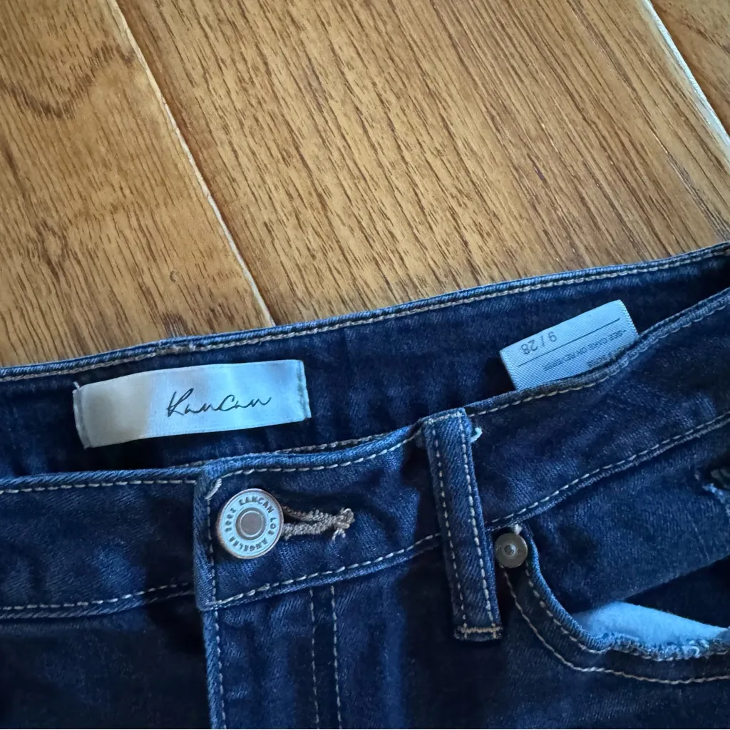 KanCan Skinny Jeans Women’s 9/28 Dark Wash Blue Denim Mid Rise Distressed - Image 3