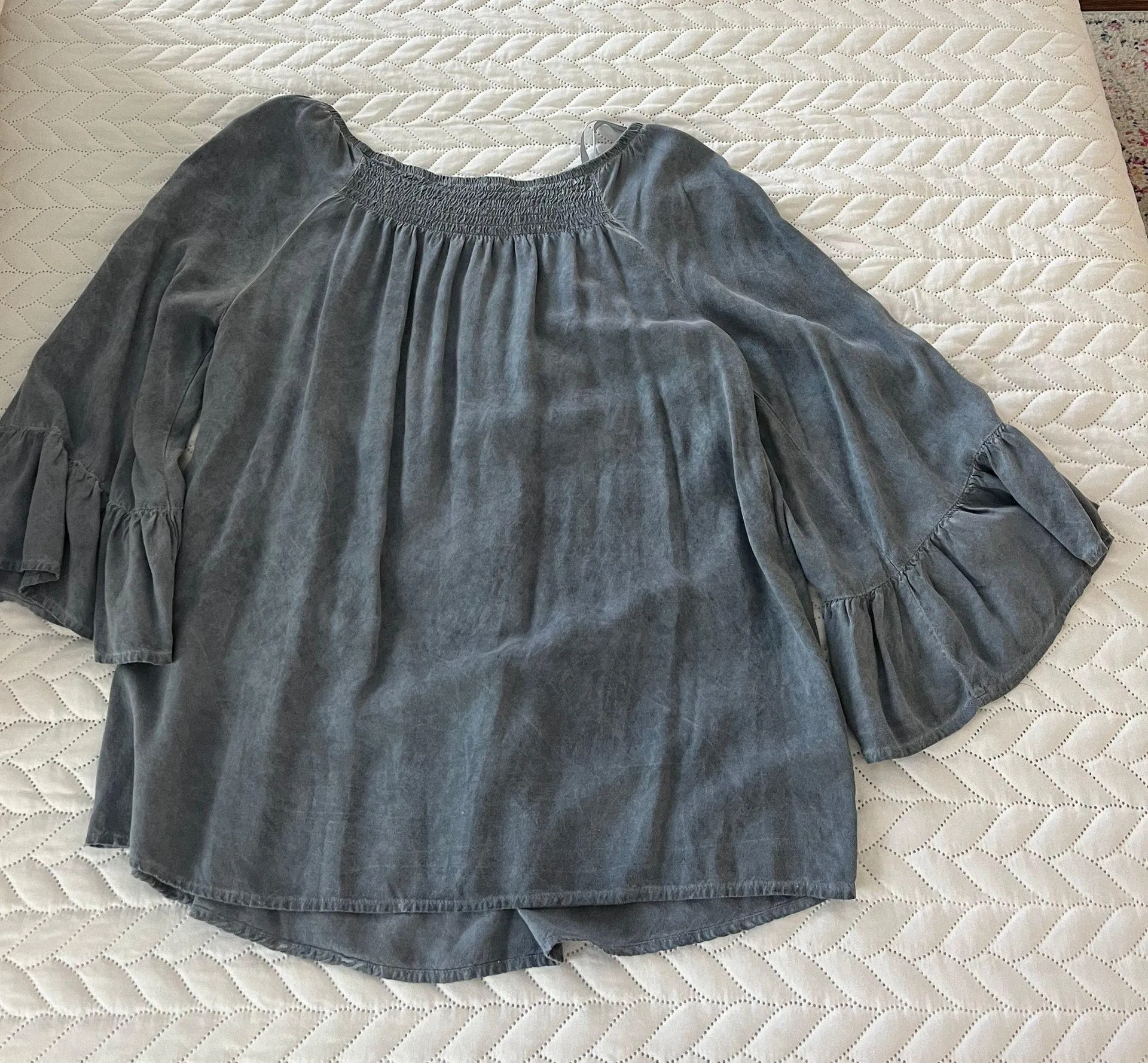 Flowy Blue Blouse - Image 2