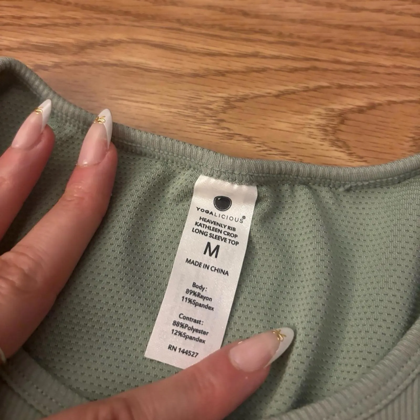 Yogalicious Rib Long Sleeve Crop Top Size Medium - Image 2