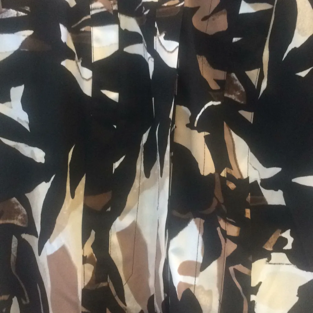 FINAL MARKDOWN Ladies Dana Buchman blouse medium - Image 2