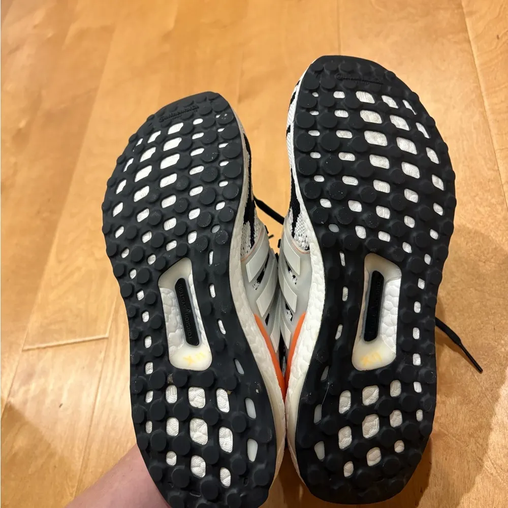 Adidas  Marimekko Ultraboost running shoes sneakers men 6 women  8 - Image 8