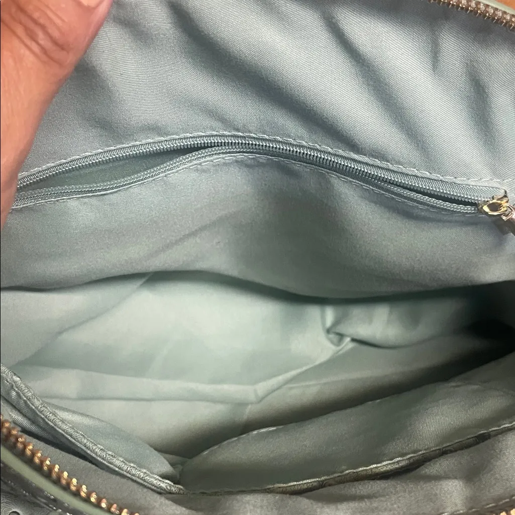 Vegan Green Handbag - Image 4