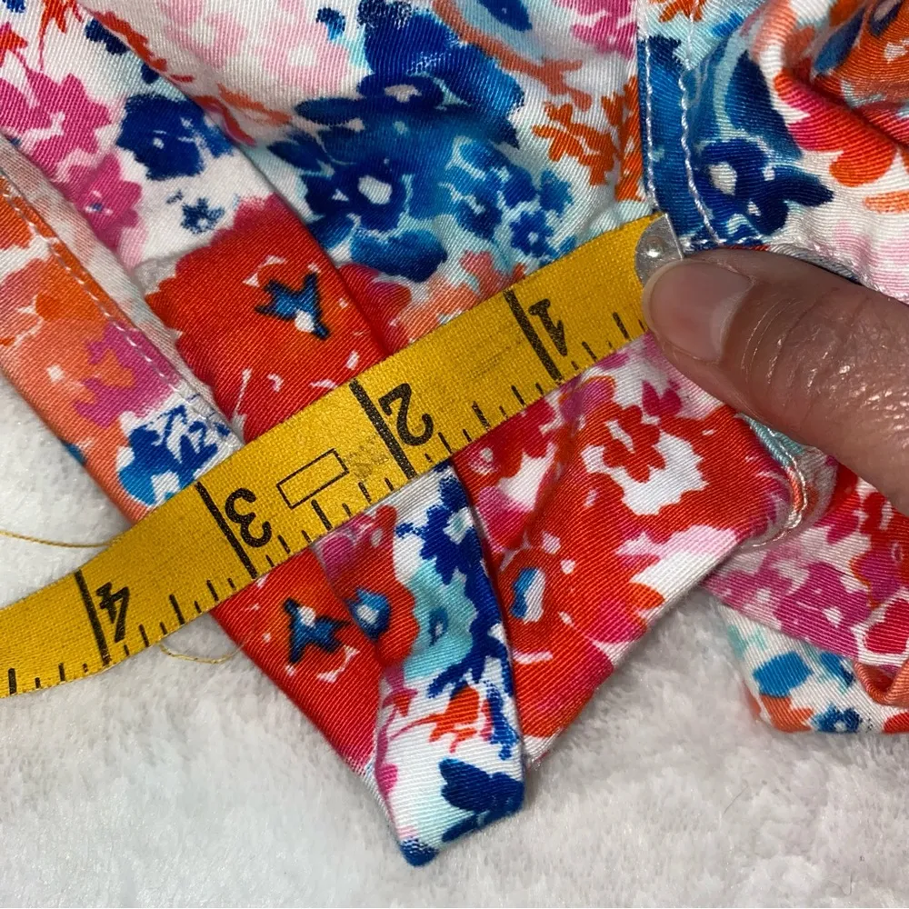 SO floral print Shorts Juniors size 5 - Image 8