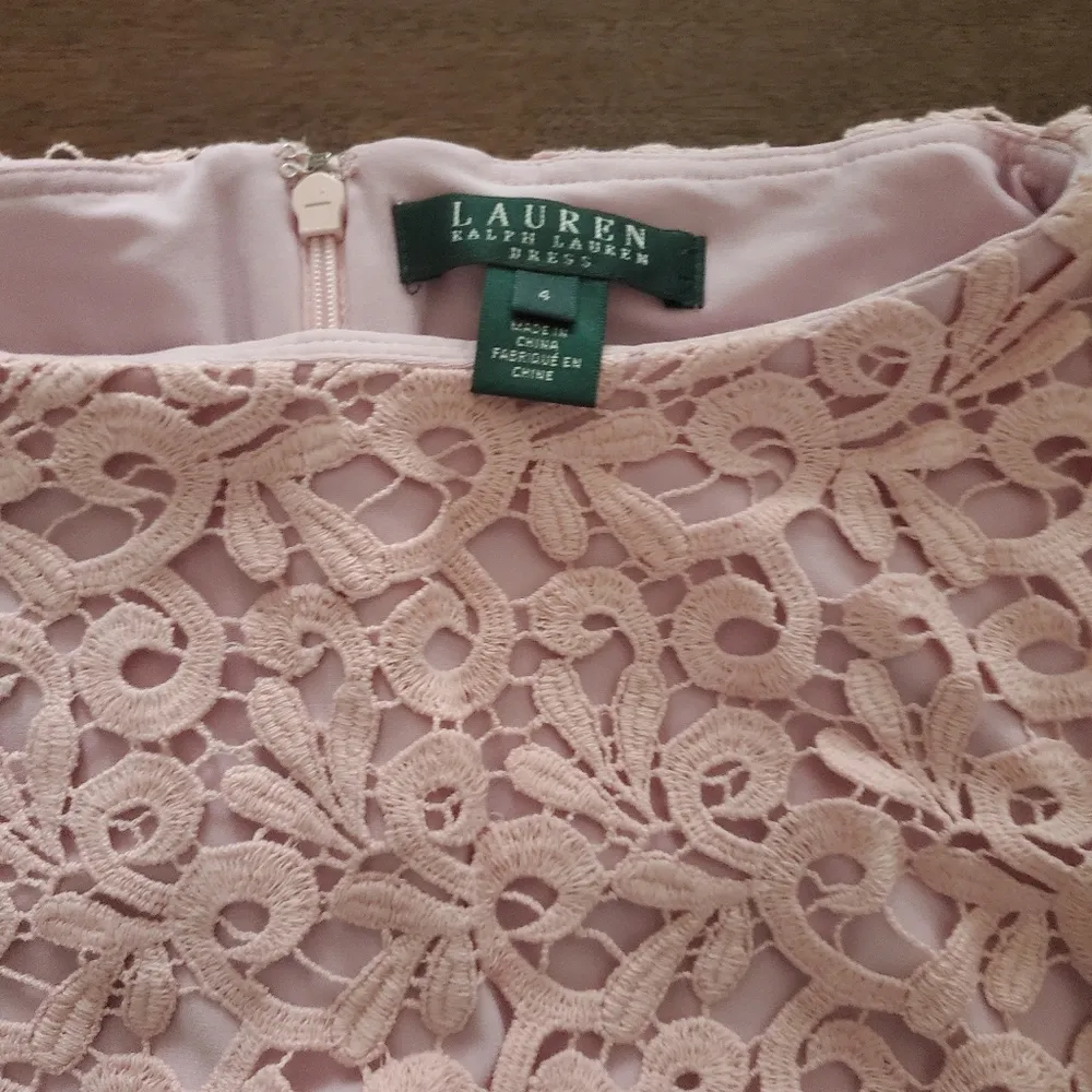 Lace Mid length pale Pink Lauren Talph Laureb Dress size 4 beautiful classy dres - Image 3