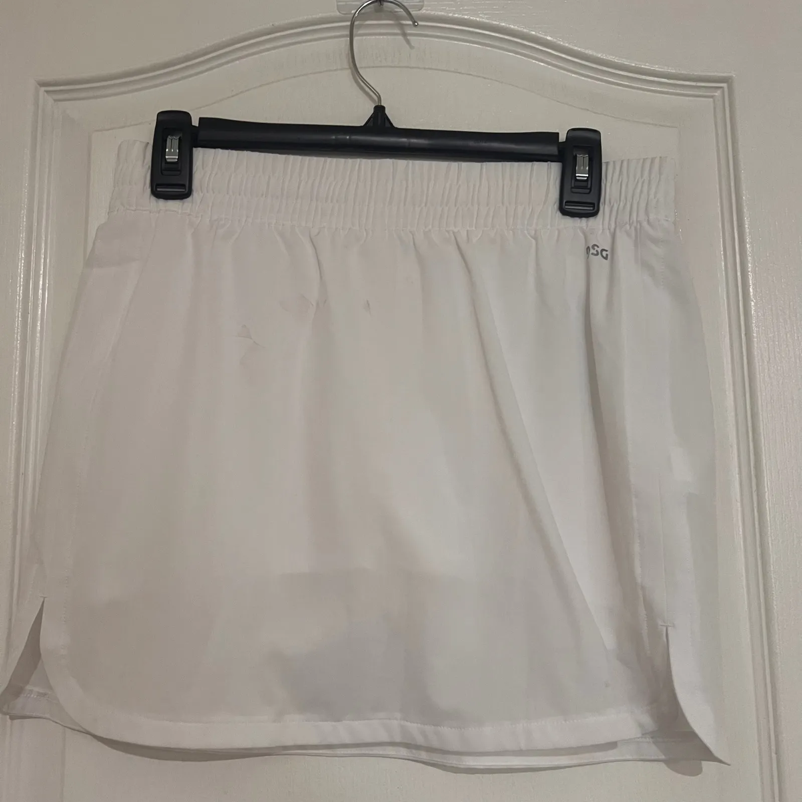 DSG Athletic Skort‎ White Mid - Image 2