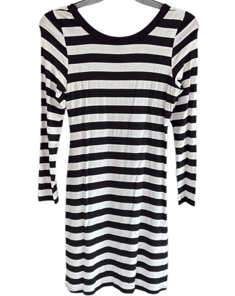 NWT Karen Kane Stretch Popover Dress Black White Striped Size Medium - Image 2
