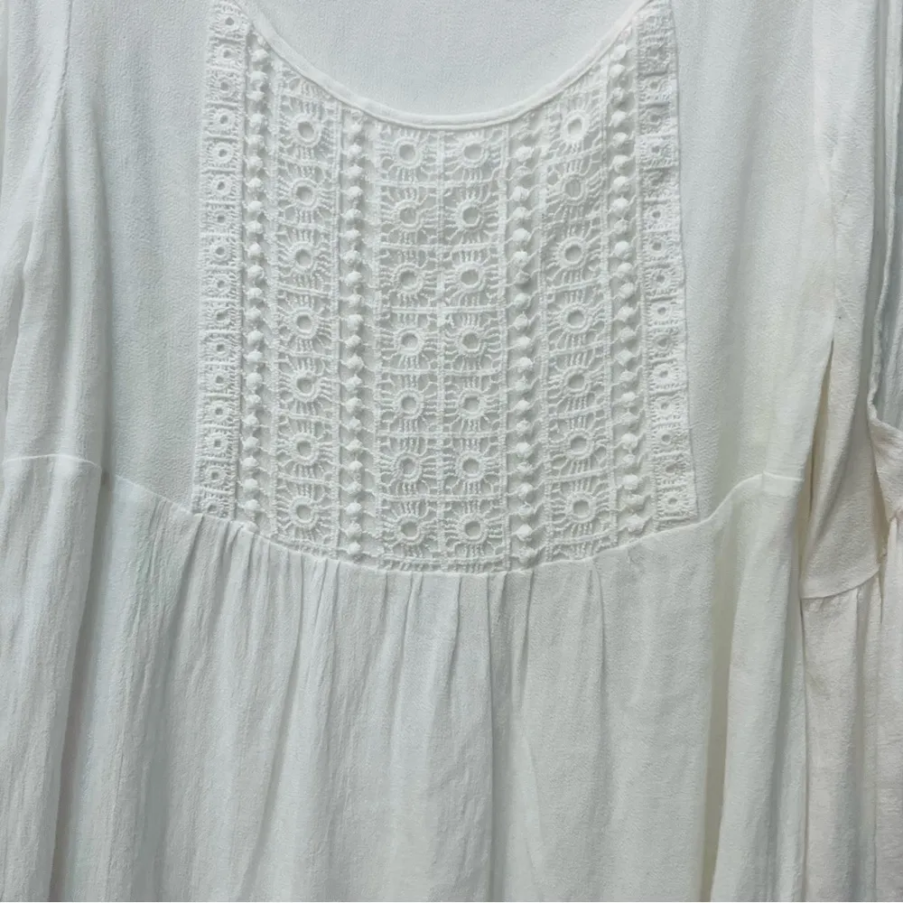 peach royal buckle white cold shoulder blouse boho size small - Image 4