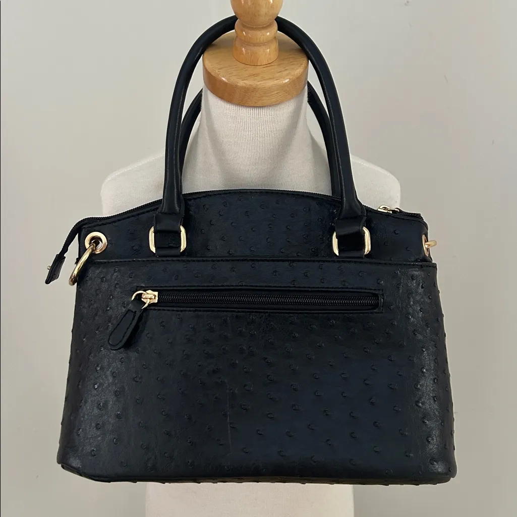 Gianni Bernini Black Faux Leather Ostrich Embossed Purse - Image 4