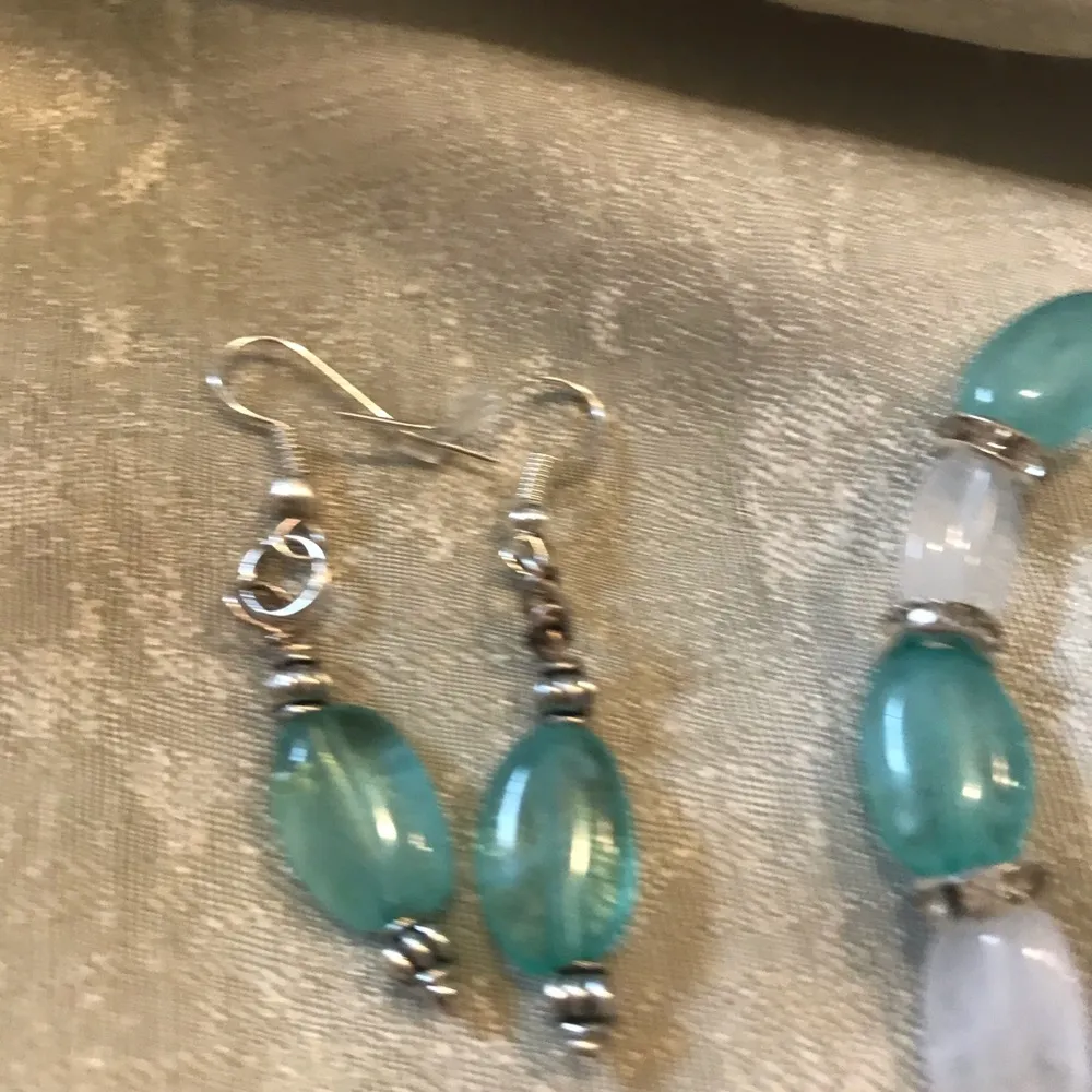 Handcrafted bracelet, earring and pendent set - Image 5