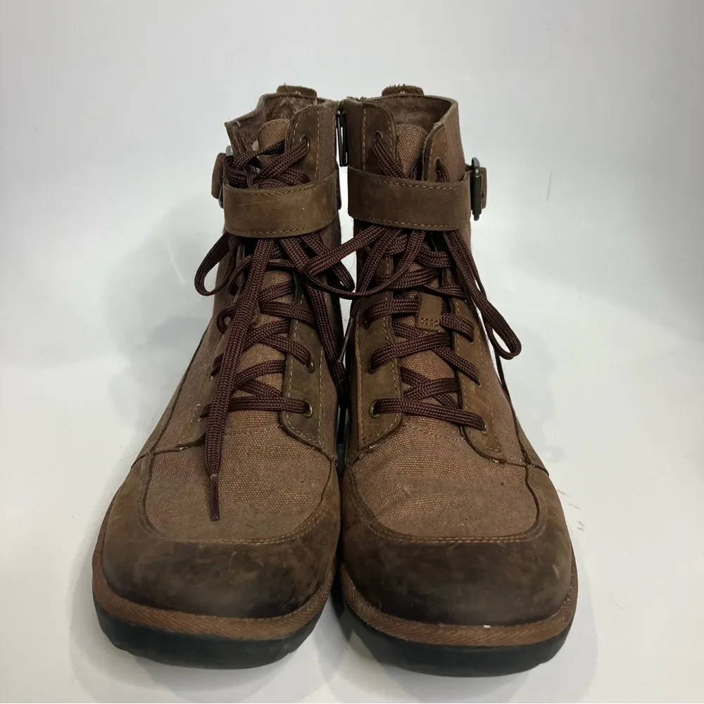 UGG Tulane ankle lace up boots brown‎ women’s size 8 trendy winter casual - Image 3