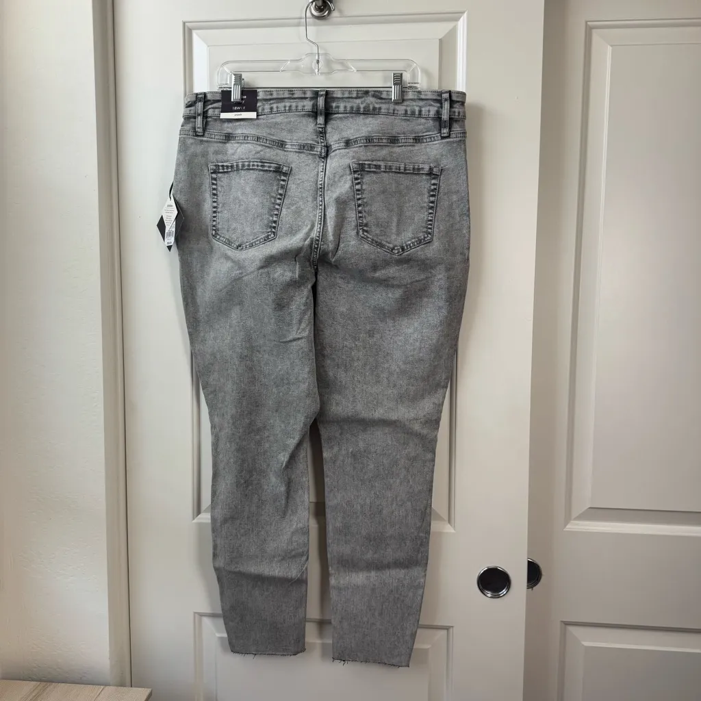 Ava & Viv High-Rise Ankle Skinny Jeans Gray 18W NWT - Image 6