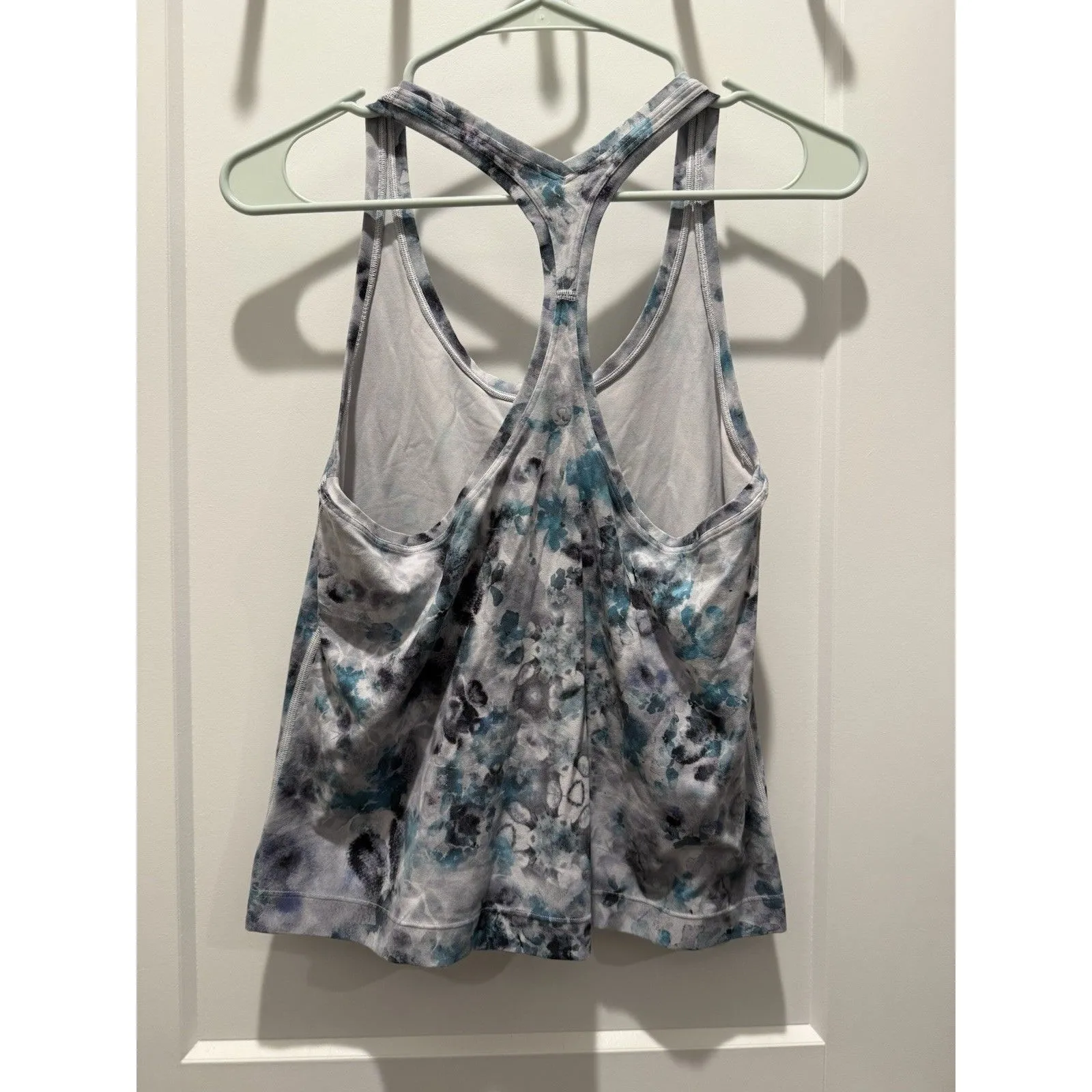 Lululemon Cool Racerback Short Tank Top Women's Medium Kaleidofloral Nulu Multi - Image 3