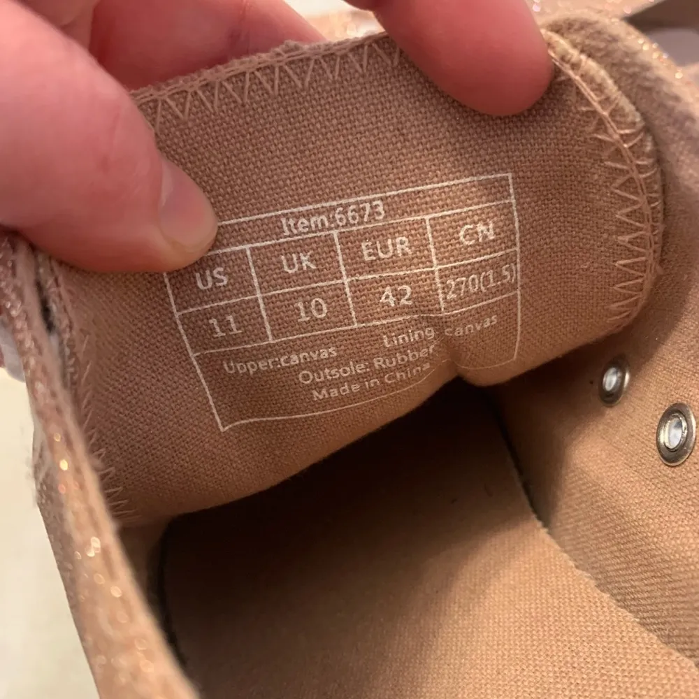 Unbranded | Gold glitter sneakers size 11 - Image 6