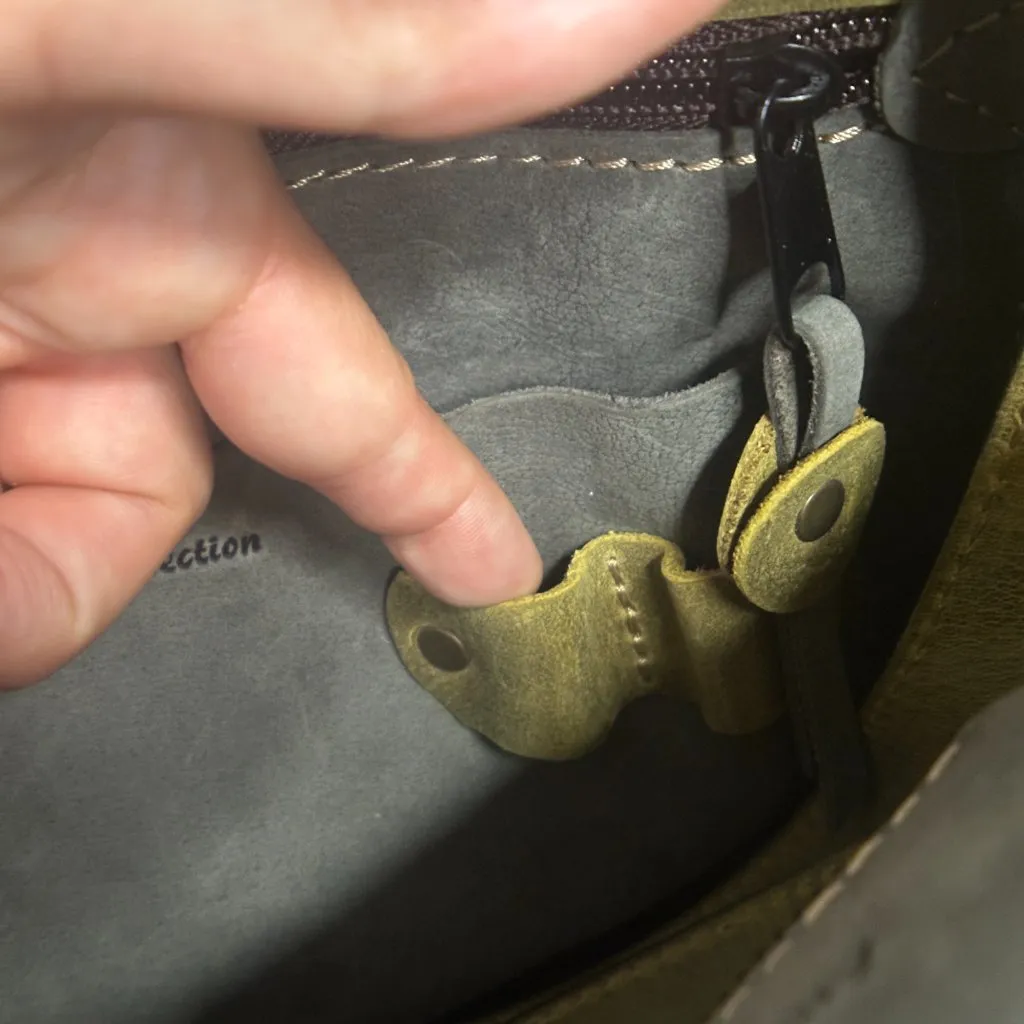 EUC Lady Buq Handmade Purse Leather Limited Collection Shoulder Purse Gray - Image 10