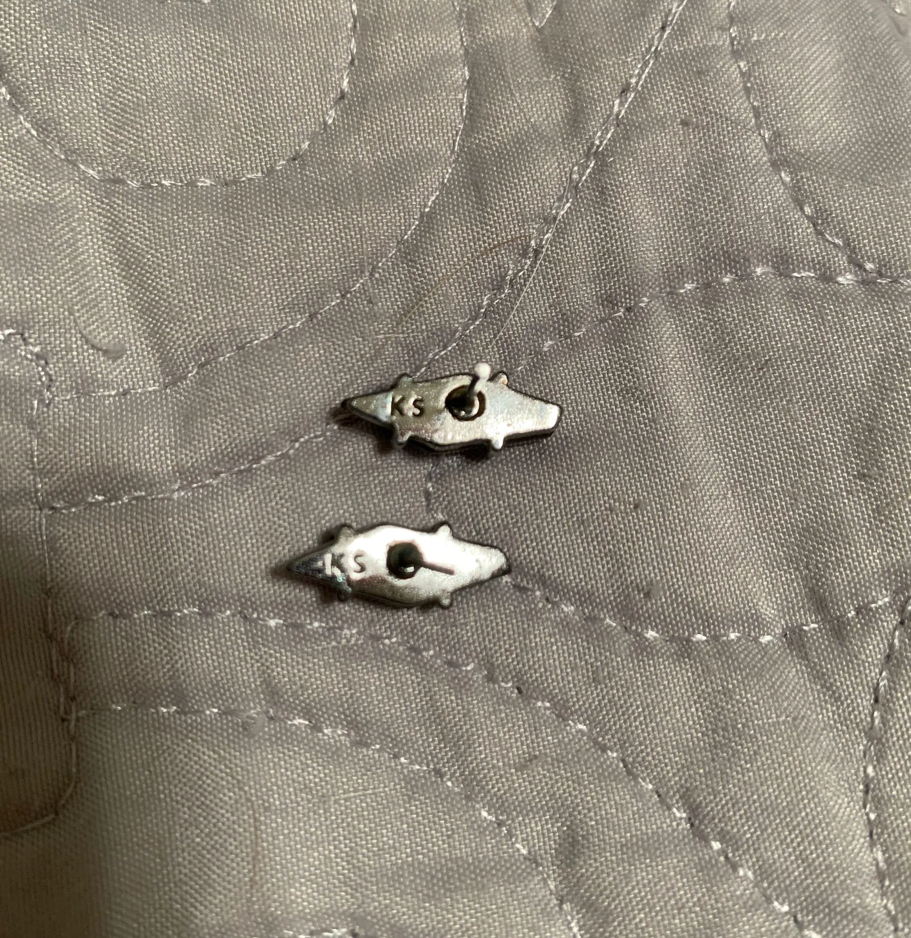 Kendra Scott Stud Earrings - Image 3