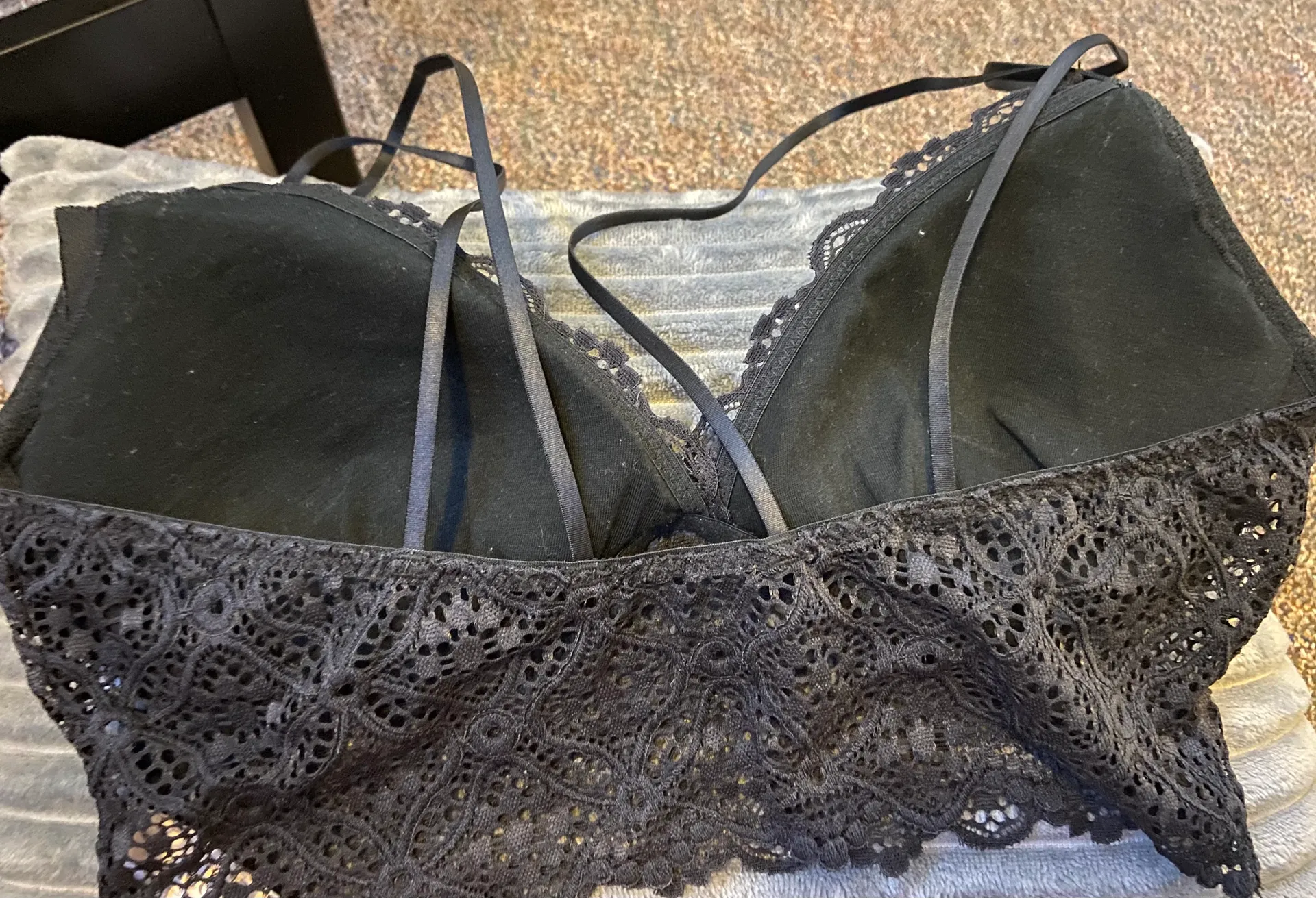 Black Lightly Lined Lace Bralette Size M - Image 5