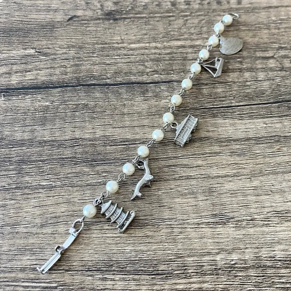 San Francisco Themed Charm Bracelet Silver - Image 2